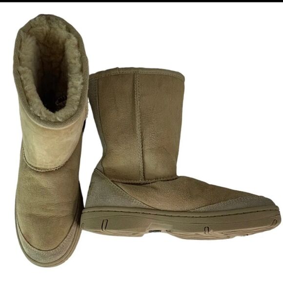 UGG Australia Ultimate Short Chestnut Tan Women Winter Mid Calf Boots Sz W6. - Picture 1 of 12